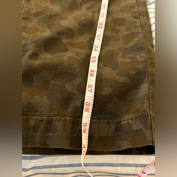 Sanctuary x Anthropologie camo cargo pants. Size 27. - Picture 8 of 8